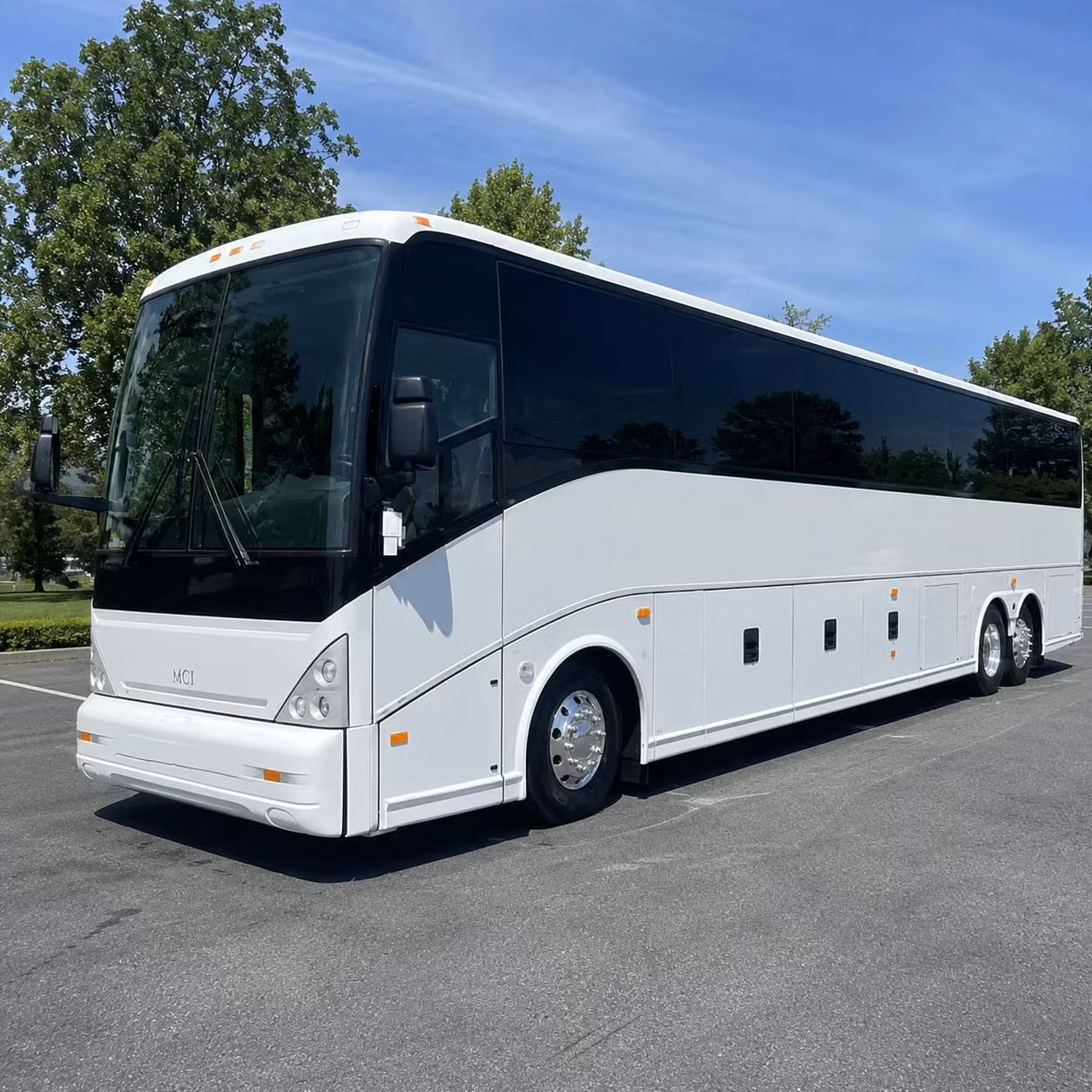 bus rental options for cincinnati trips