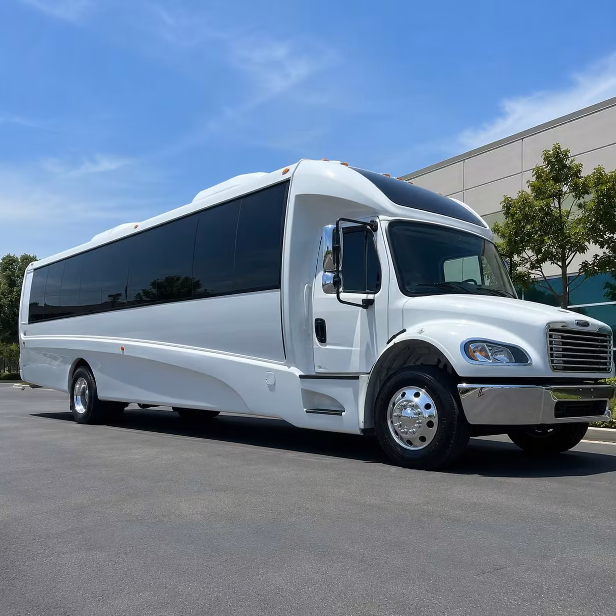 cincinnati 30 passenger minibus rental