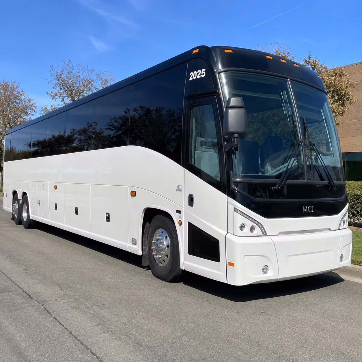 cincinnati music festival and large scale event charter bus rentals