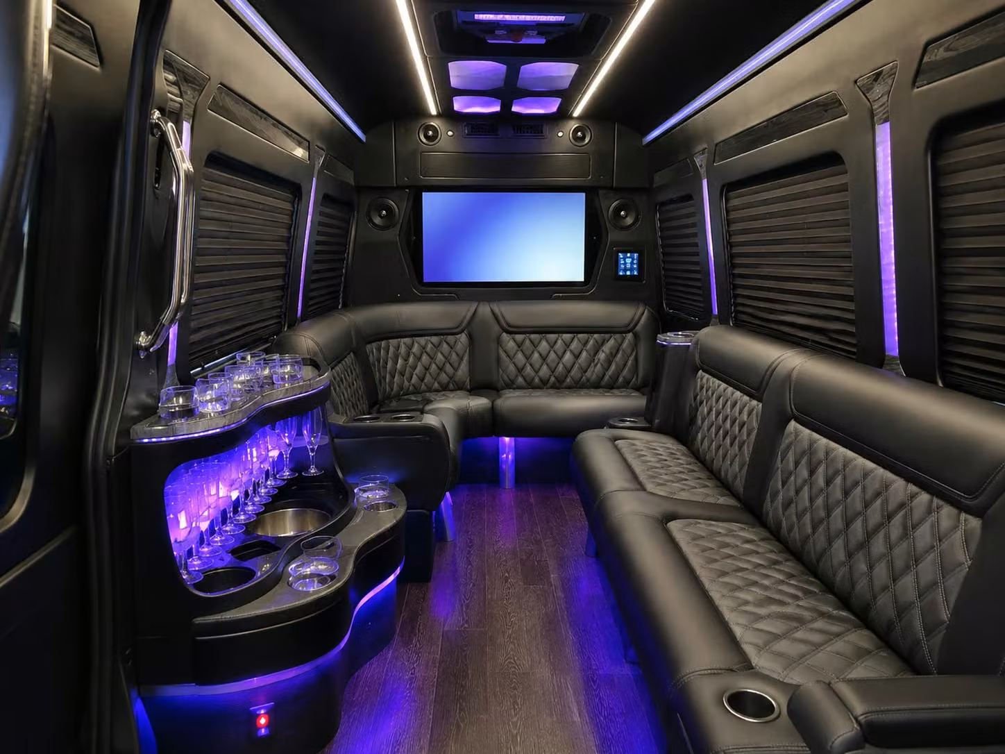 concert and event bus rentals in cincinnati