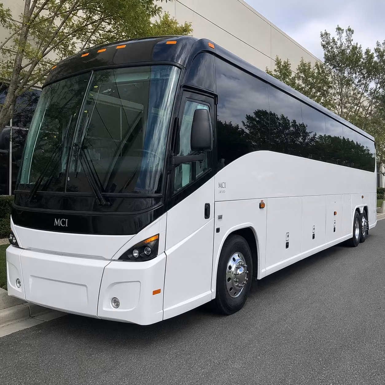 event transportation bus rentals in cincinnati
